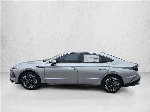 2026 Hyundai SONATA SEL