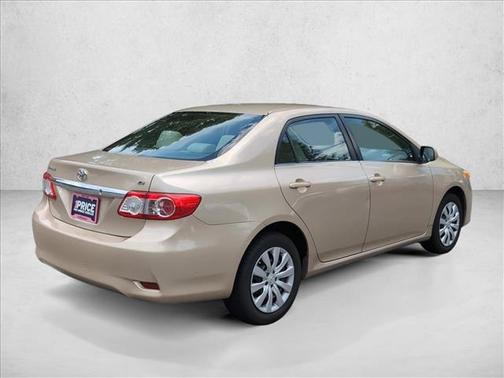 Sandy Beach Metallic 2013 Toyota Corolla LE