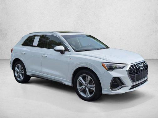 Glacier White Metallic 2020 Audi Q3 45 S line Premium