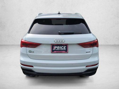 Glacier White Metallic 2020 Audi Q3 45 S line Premium