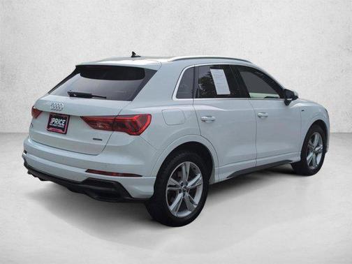 Glacier White Metallic 2020 Audi Q3 45 S line Premium