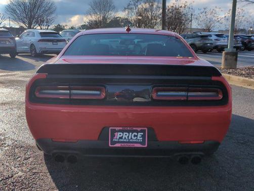 2015 Dodge Challenger SRT Hellcat