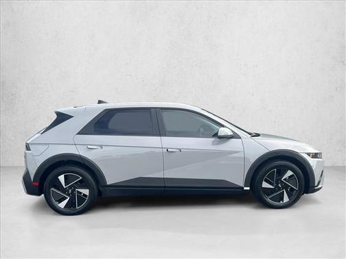2025 Hyundai IONIQ 5 SE