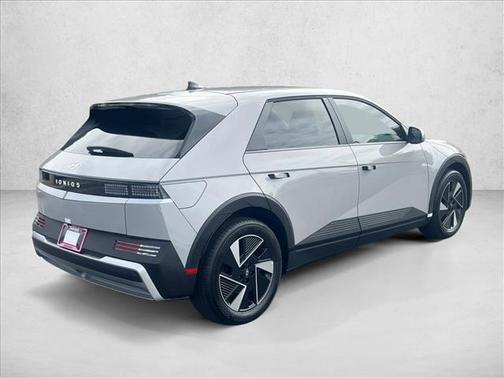 2025 Hyundai IONIQ 5 SE