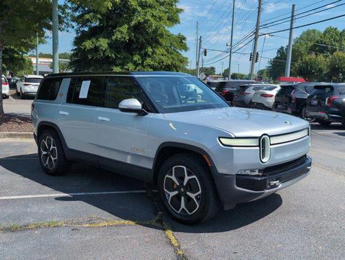 La Silver [Silver] 2023 Rivian R1S Adventure