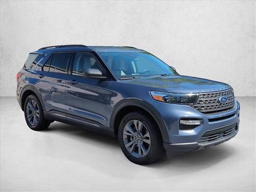 Infinite Blue Metallic Tinted Clearcoat 2021 Ford Explorer XLT