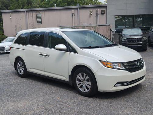 White 2016 Honda Odyssey EX-L