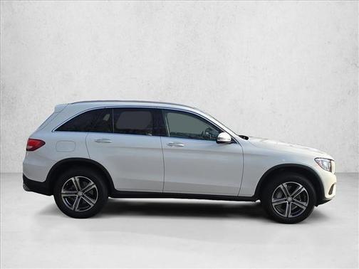 2017 Mercedes-Benz GLC 300 Base