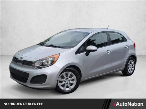 Bright Silver 2012 Kia Rio5 LX