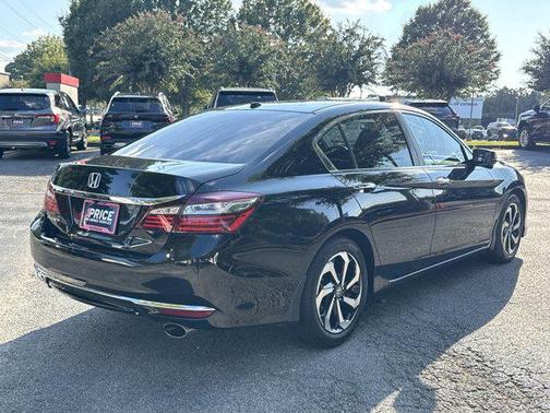 2017 Honda Accord EX-L w/Navigation & Honda Sensing