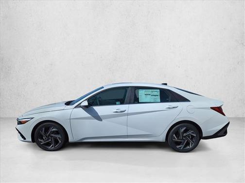 2025 Hyundai ELANTRA HEV Limited