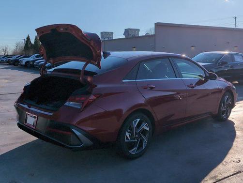 2026 Hyundai ELANTRA HEV Limited