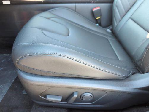 2026 Hyundai ELANTRA HEV Limited