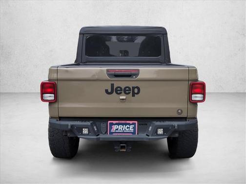 Gator Clearcoat 2020 Jeep Gladiator Sport S