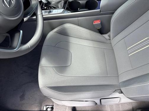 2025 Hyundai ELANTRA HEV SEL Sport