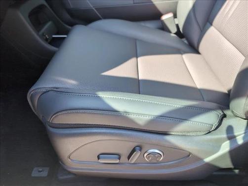 2026 Hyundai PALISADE SEL Premium 8P