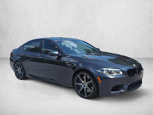 Singapore Gray Metallic 2015 BMW M5 Base