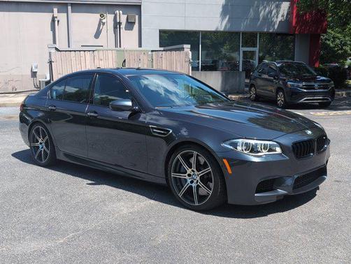 Singapore Gray Metallic 2015 BMW M5 Base