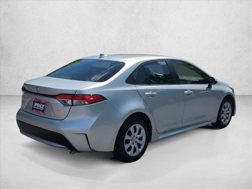 Classic Silver Metallic 2022 Toyota Corolla LE
