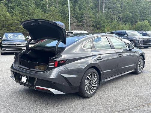 2025 Hyundai SONATA Hybrid Limited