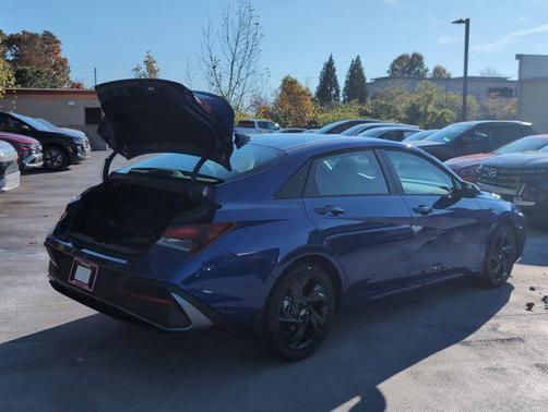 2026 Hyundai ELANTRA Sport