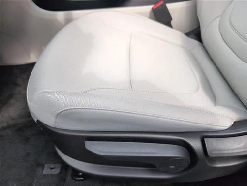 Ash Black 2026 Hyundai TUCSON Hybrid Blue SE
