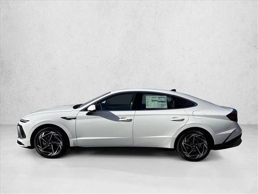 2026 Hyundai SONATA SEL