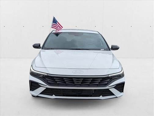 2025 Hyundai ELANTRA HEV SEL Sport