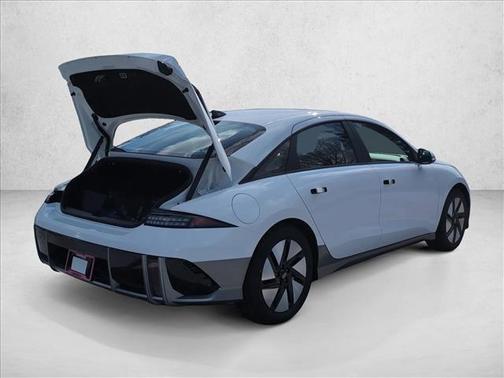 2025 Hyundai IONIQ 6 SE