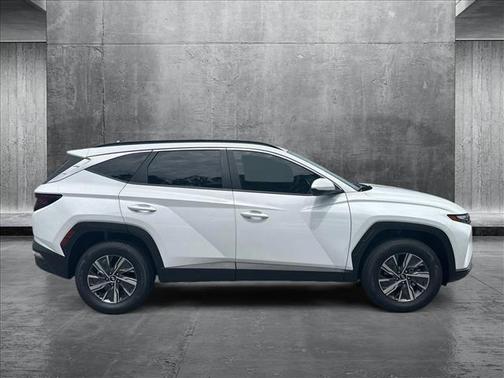 2024 Hyundai TUCSON Hybrid Blue