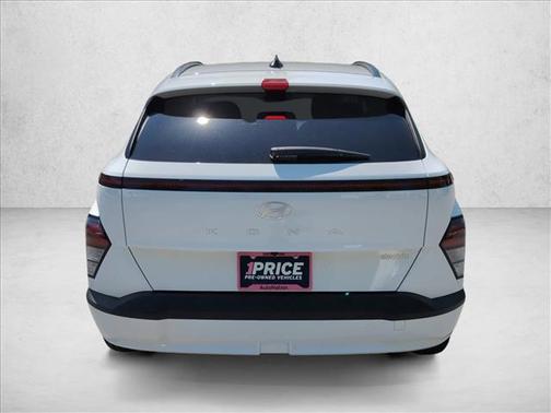 Atlas White 2024 Hyundai KONA EV SEL
