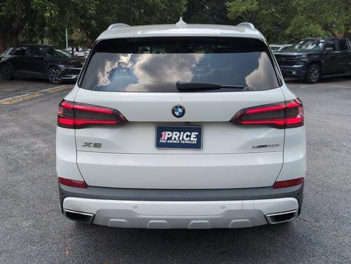 Alpine White 2021 BMW X5 sDrive40i