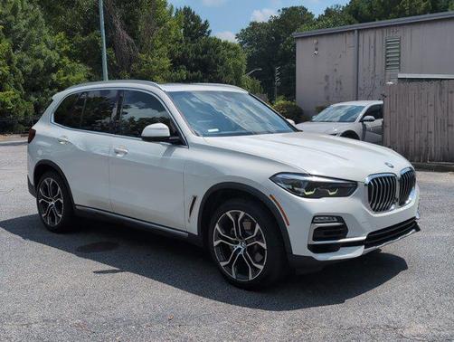 Alpine White 2021 BMW X5 sDrive40i