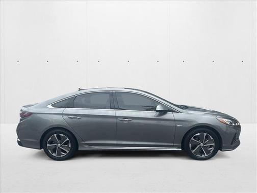 2018 Hyundai SONATA Hybrid Limited