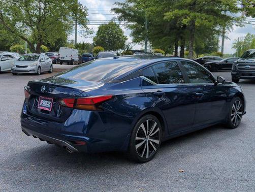 Deep Blue Pearl 2020 Nissan Altima SR FWD