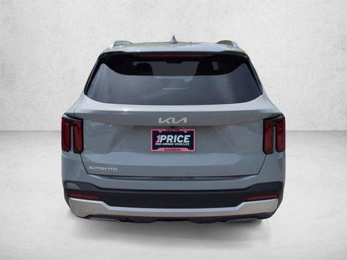 Wolf Gray 2024 Kia Sorento SX