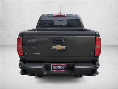 Deepwood Green Metallic 2018 Chevrolet Colorado LT