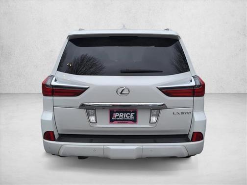 2016 Lexus LX 570 Base