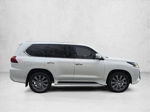 2016 Lexus LX 570 Base