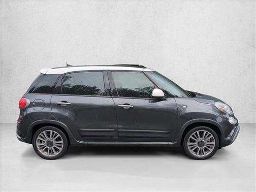 Bianco (White) 2019 FIAT 500L Trekking