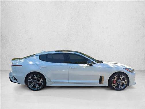 Snow White Pearl 2021 Kia Stinger GT1