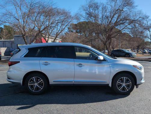 2018 INFINITI QX60 Base