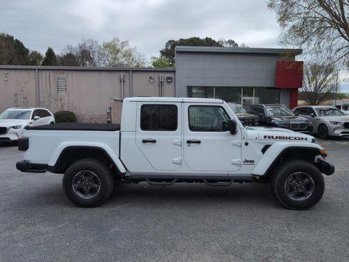 Bright White Clearcoat 2020 Jeep Gladiator Rubicon