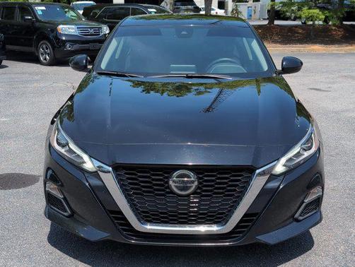 Super Black 2022 Nissan Altima 2.5 SV