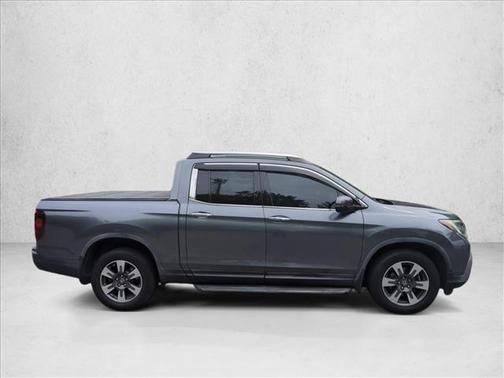 Lunar Silver Metallic 2017 Honda Ridgeline RTL-E