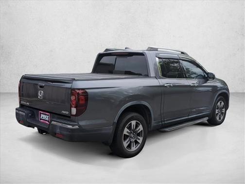Lunar Silver Metallic 2017 Honda Ridgeline RTL-E