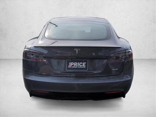 2021 Tesla Model S Plaid