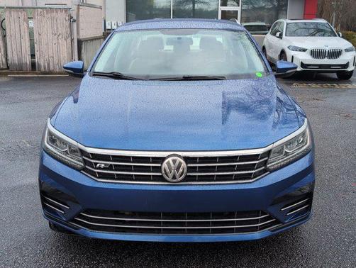 2017 Volkswagen Passat 1.8T R-Line w/Comfort