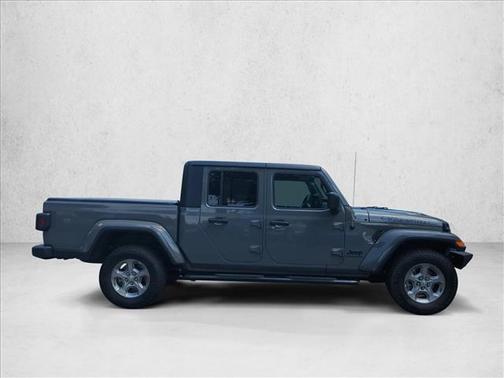 Sting-Gray Clearcoat 2021 Jeep Gladiator Sport S