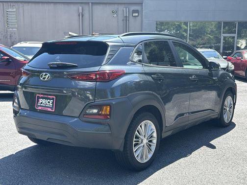 2021 Hyundai KONA SEL